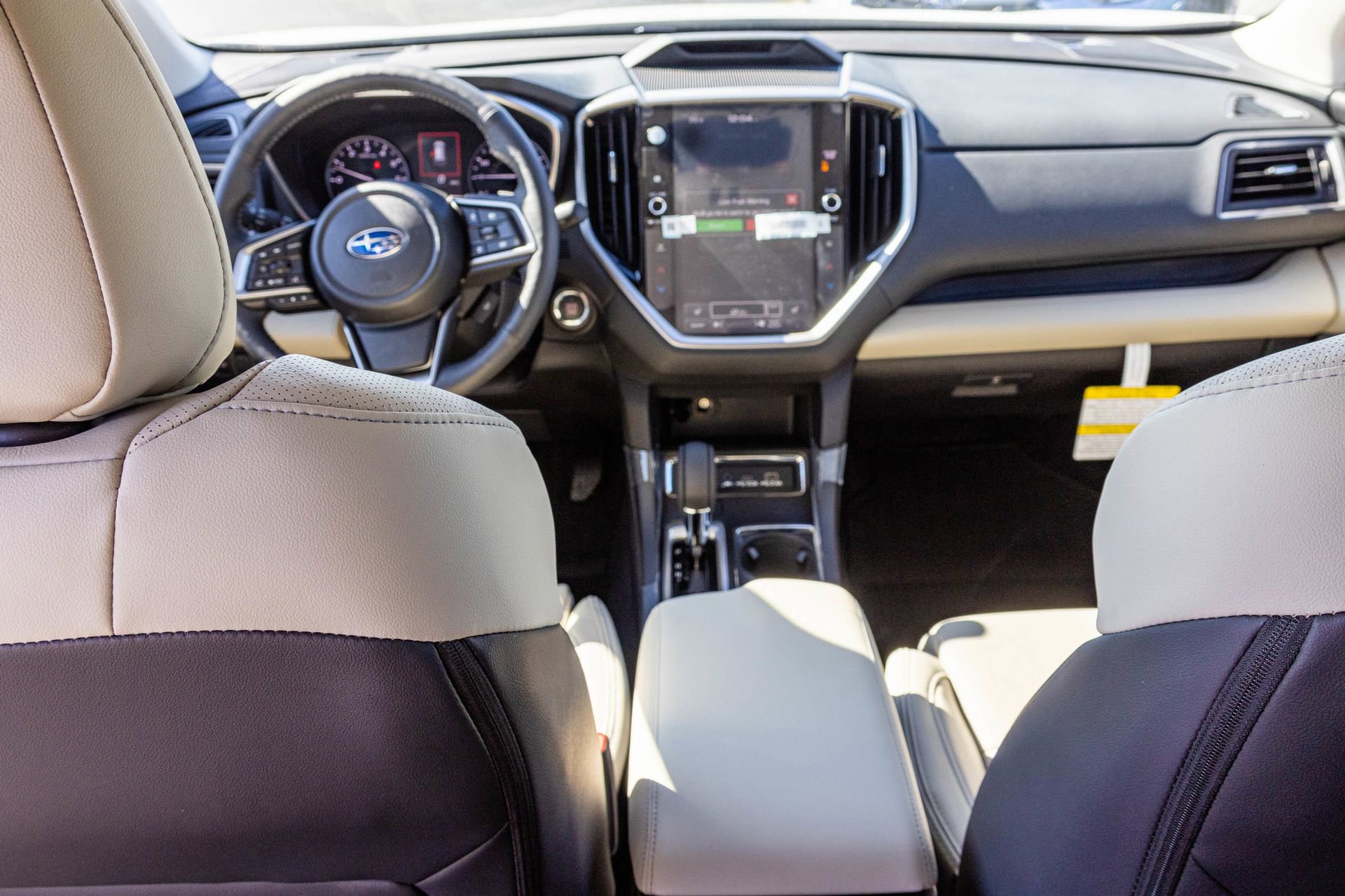 New 2025 Subaru Ascent Limited image 3