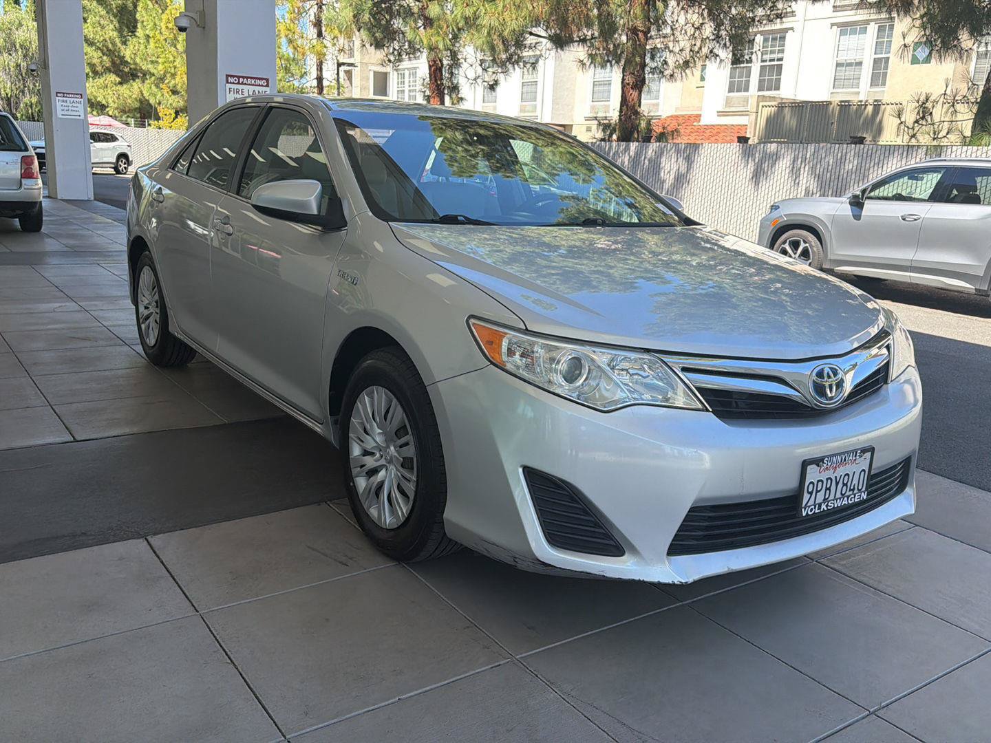 Used 2012 Toyota Camry LE FWD image 7