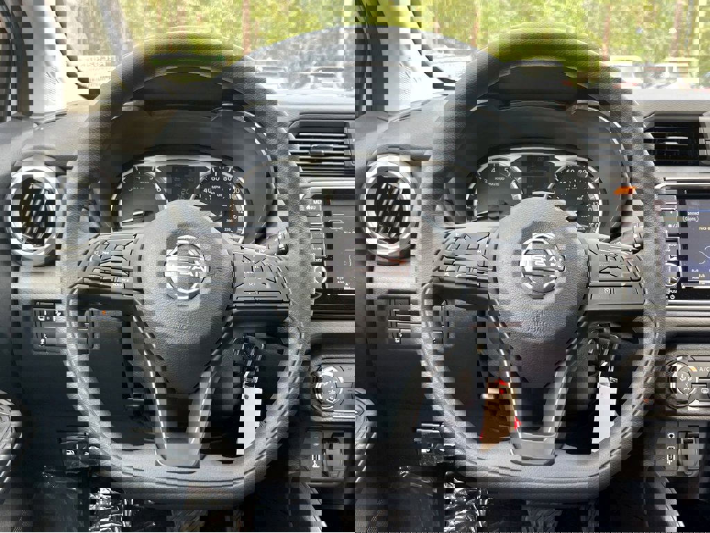 New 2025 Nissan Versa S w/ Trunk Package image 12