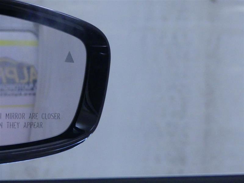 Used 2021 BMW 330e xDrive w/ Convenience Package image 29