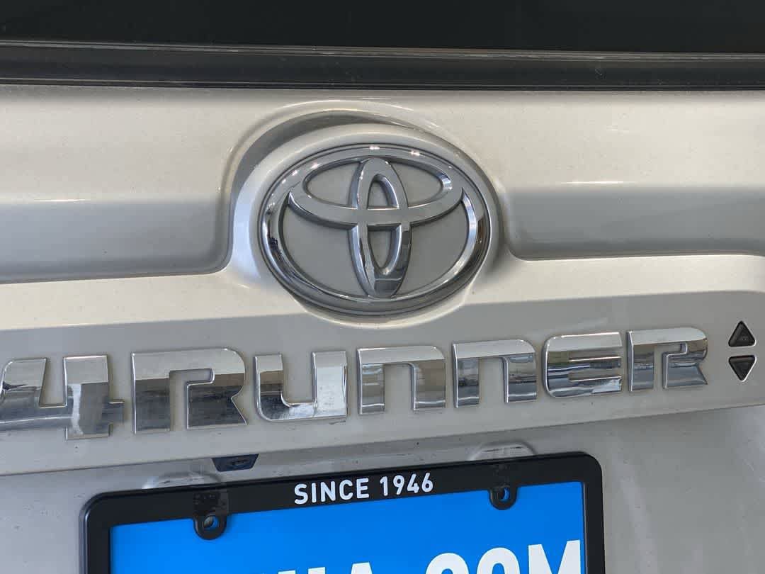 Certified 2024 Toyota 4Runner SR5 Premium AWD/4WD image 12