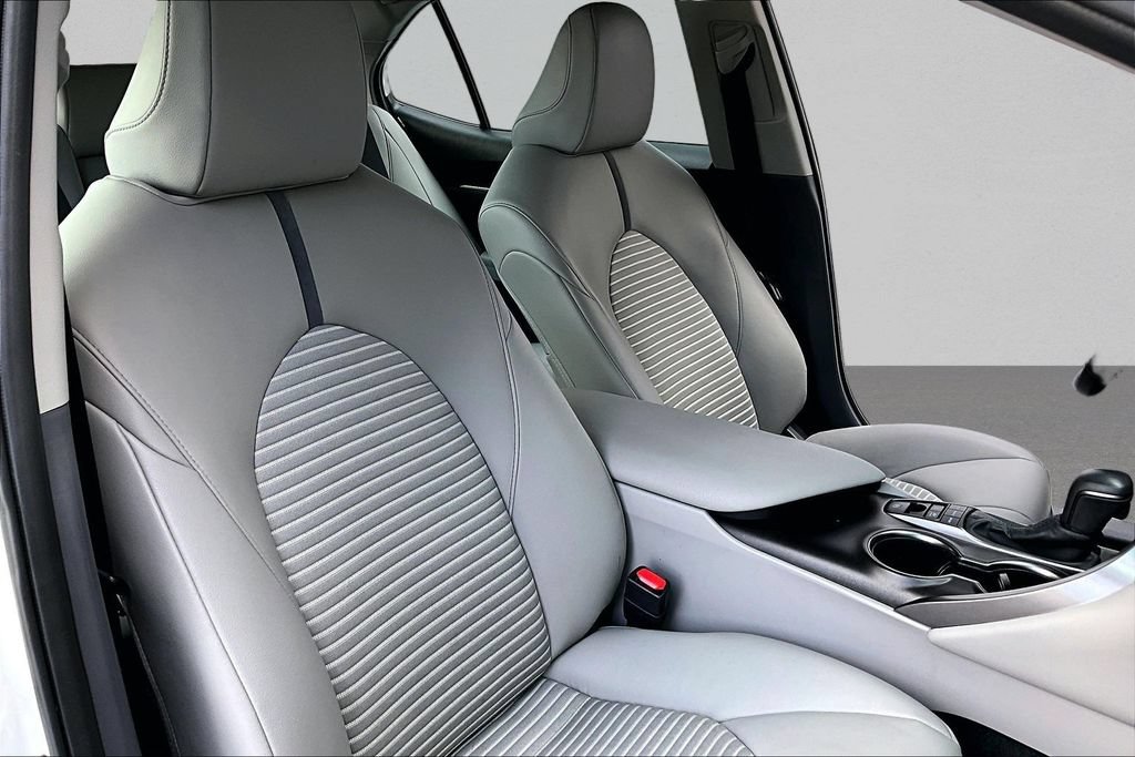Certified 2024 Toyota Camry SE FWD image 33