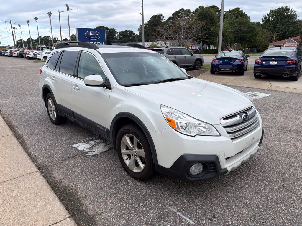 Used 2013 Subaru Outback 2.5i Limited AWD/4WD image 5