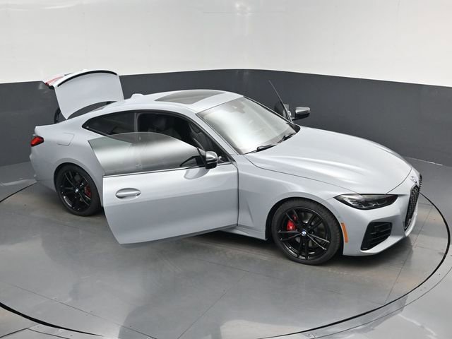 Used 2024 BMW M440i Coupe w/ Premium Package RWD image 19