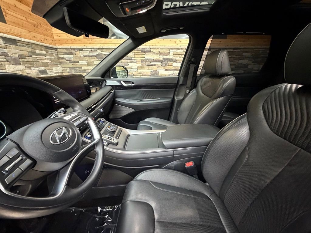 Used 2023 Hyundai Palisade Calligraphy w/ Cargo Package image 11