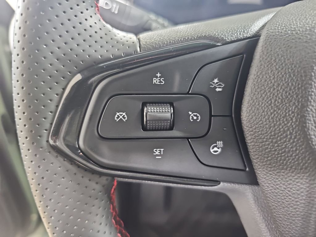 Certified 2024 Chevrolet Trax RS w/ Driver Confidence Package image 21