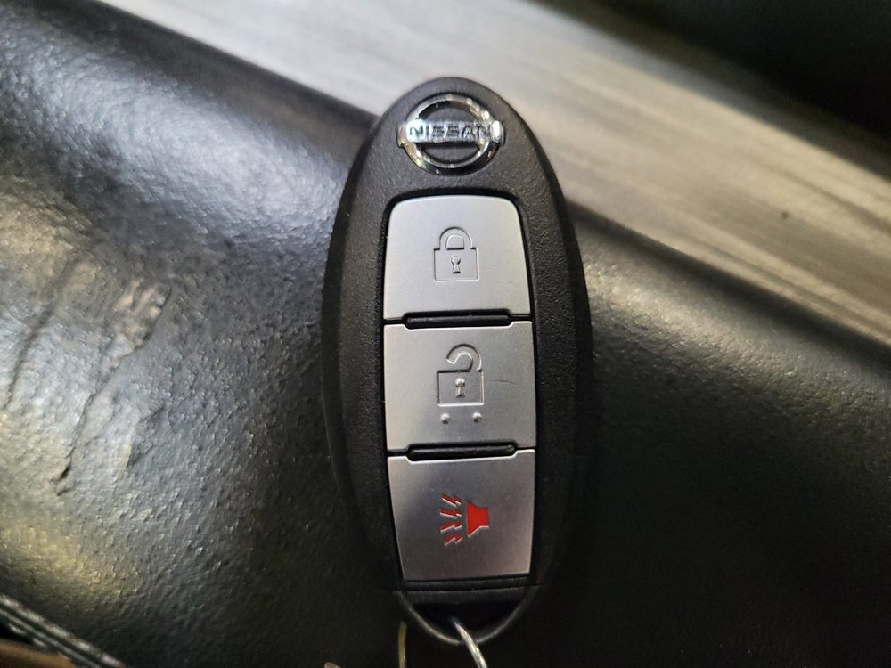 Used 2017 Nissan Murano S w/ Navigation Package FWD image 32