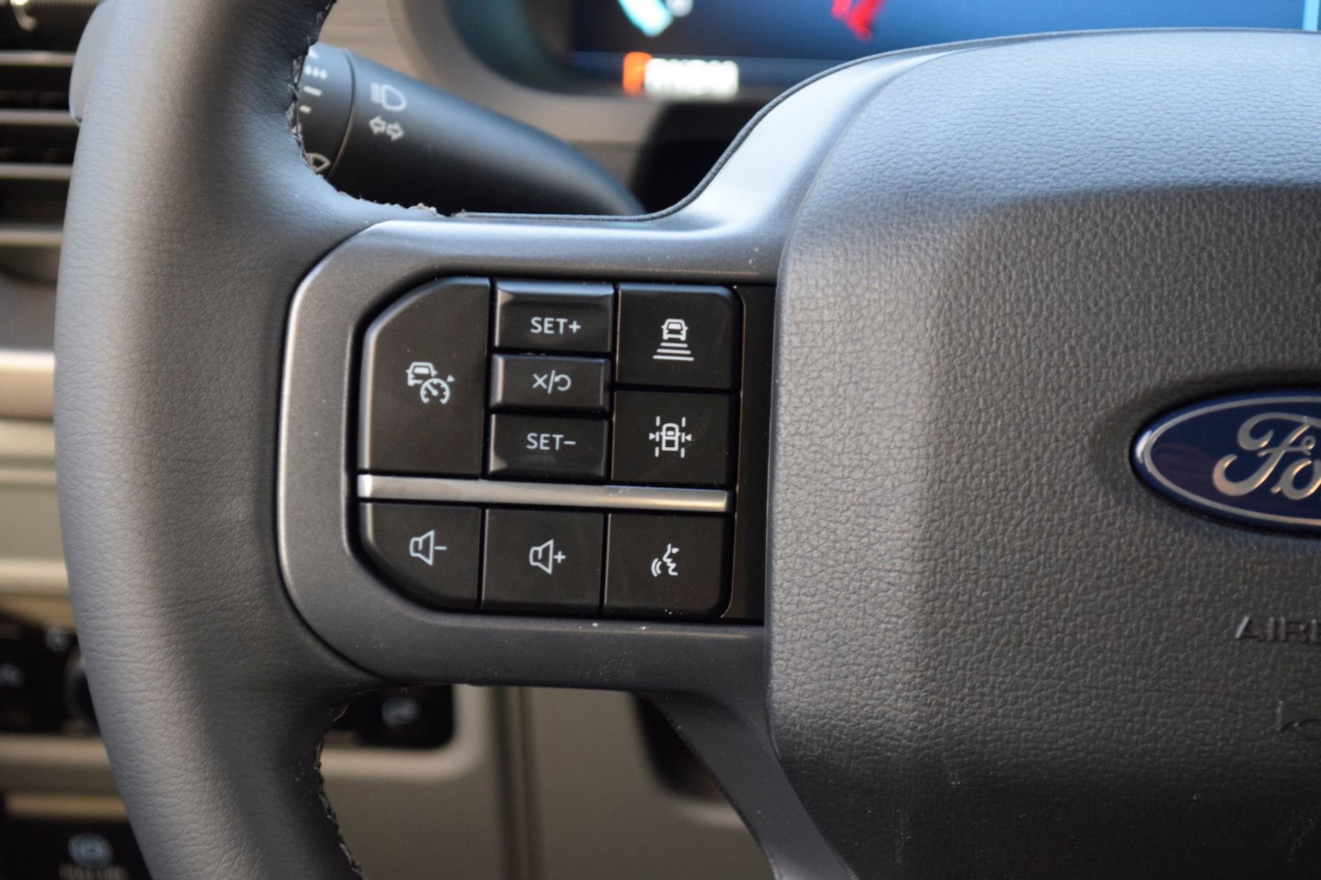 New 2026 Ford F150 XLT w/ Equipment Group 302A MID image 9