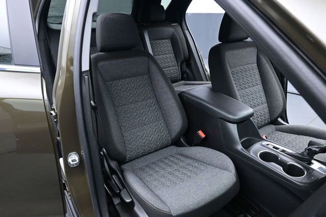 Certified 2023 Chevrolet Equinox LT FWD image 19