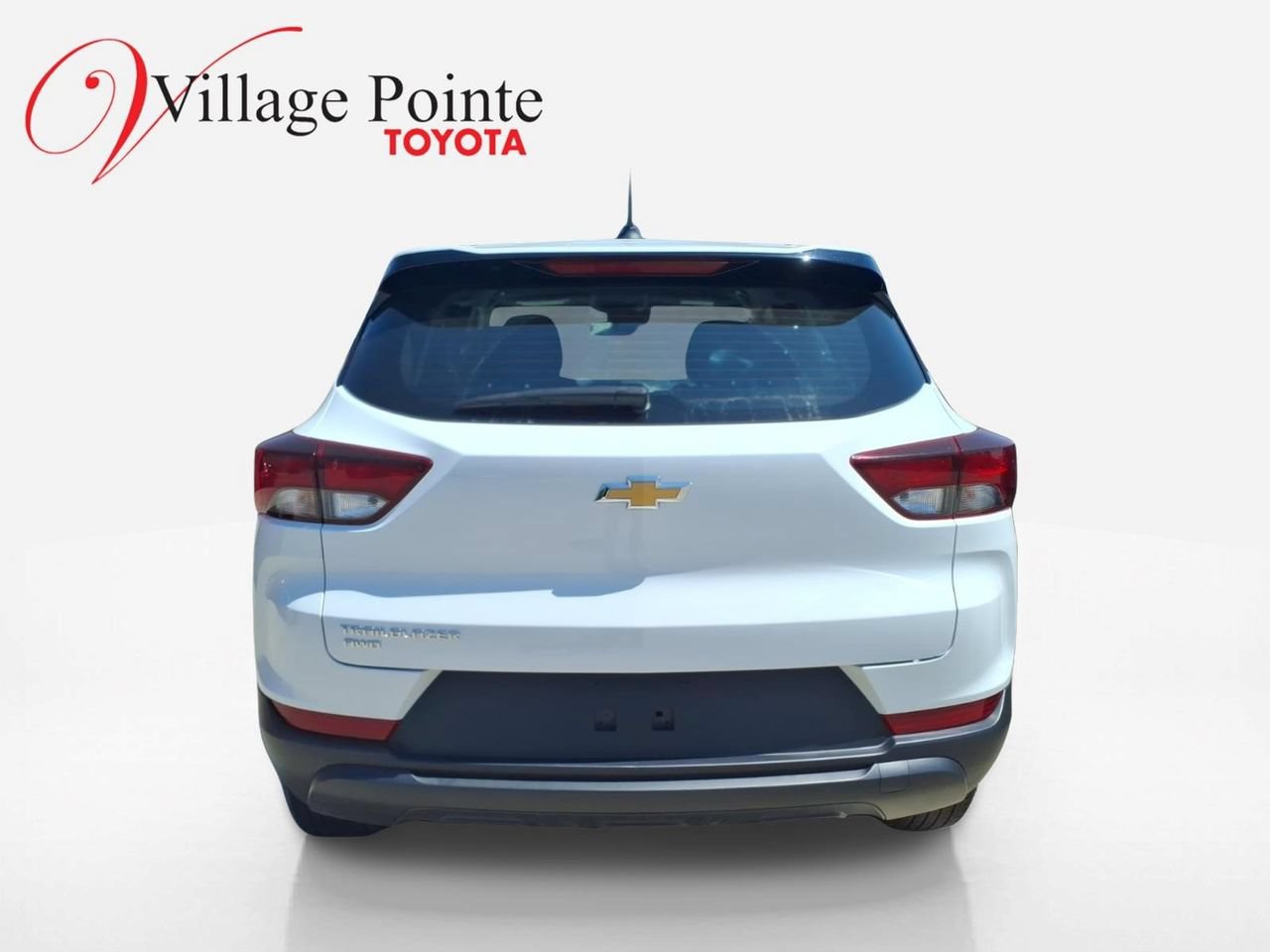Used 2022 Chevrolet TrailBlazer LS AWD/4WD image 3
