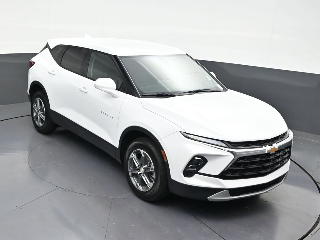 Used 2025 Chevrolet Blazer LT image 22