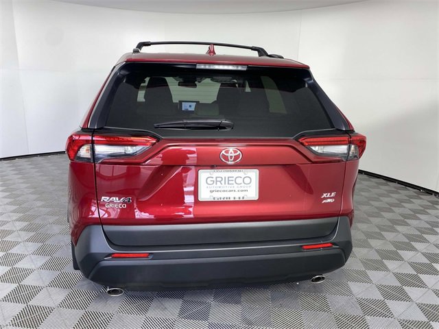 Used 2025 Toyota RAV4 XLE image 7