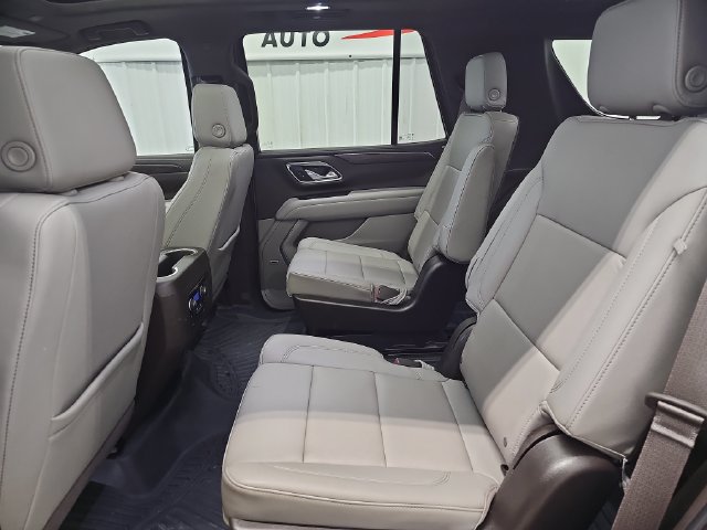 Used 2022 Chevrolet Tahoe LT w/ Luxury Package AWD/4WD image 36