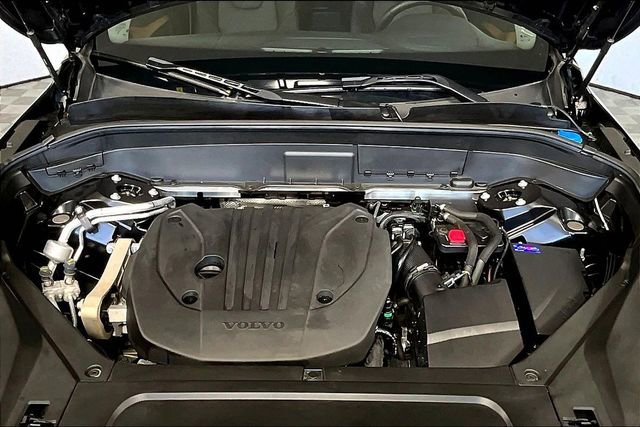 Used 2024 Volvo XC90 B5 Plus image 9