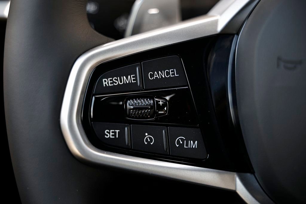 Used 2025 BMW 230i Coupe image 31