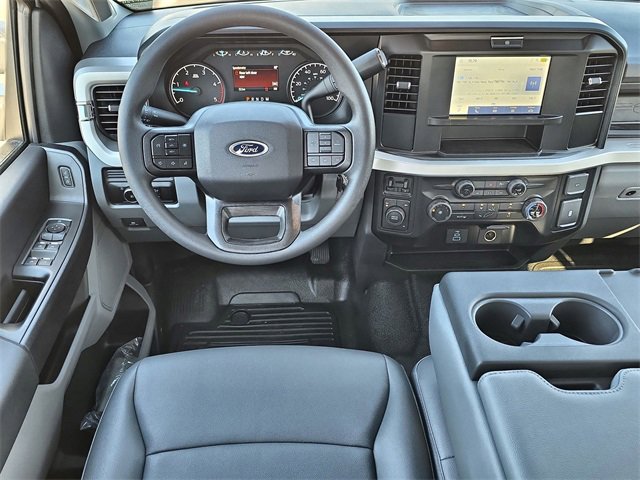 New 2026 Ford F350 XL w/ XL Chrome Package image 19