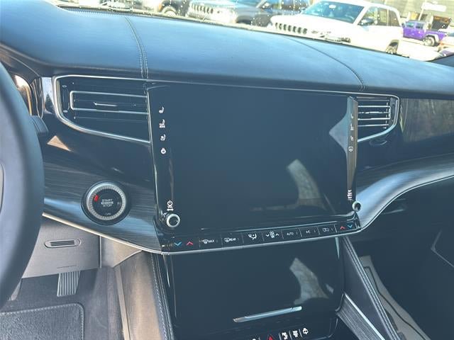 Used 2023 Jeep Wagoneer Series II AWD/4WD image 22