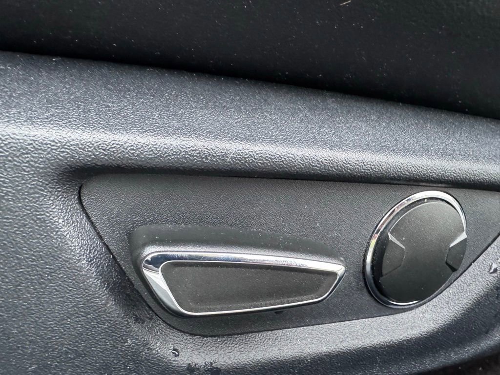 Used 2015 Ford Mustang 50 Years RWD image 13