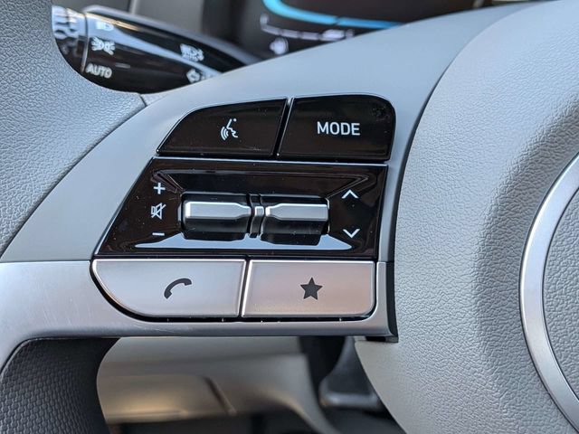 Used 2026 Hyundai Elantra SE FWD image 22