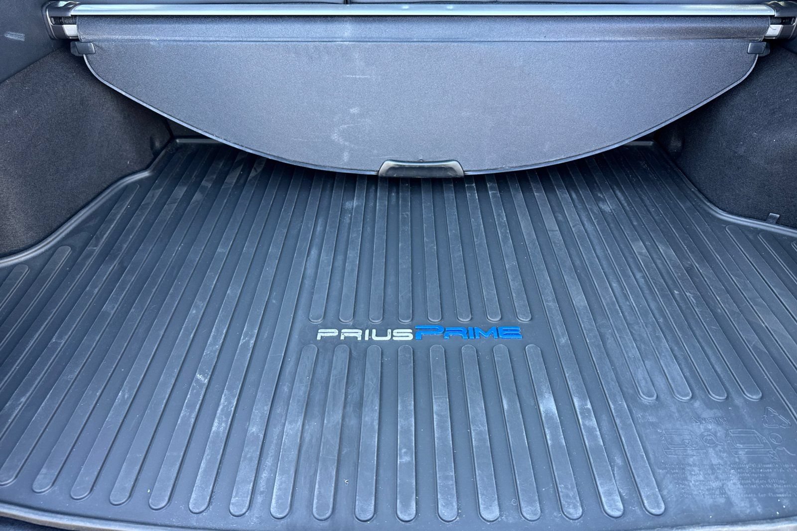 Used 2020 Toyota Prius Prime Limited FWD image 16