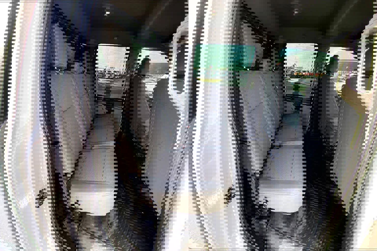 Used 2022 Ford F250 XL w/ Power Equipment Group image 20