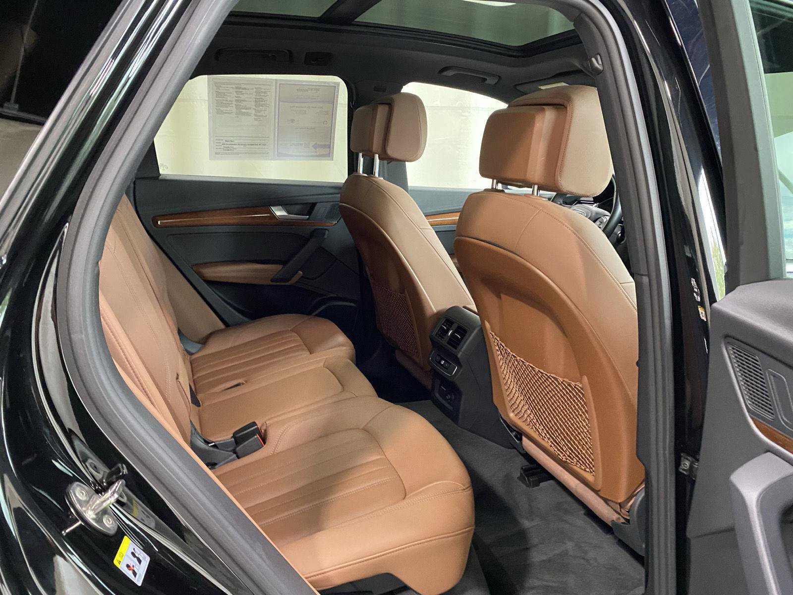 Used 2021 Audi Q5 2.0T Premium Plus w/ Premium Plus Package AWD/4WD image 18