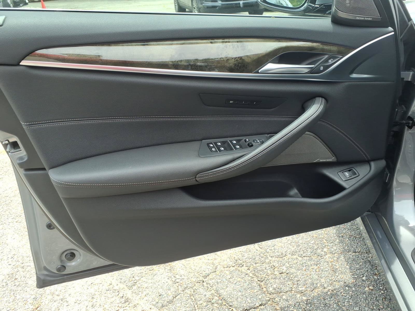 Used 2023 BMW 530i w/ Executive Package RWD image 23