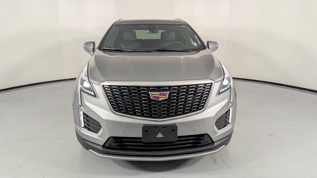 Used 2023 Cadillac XT5 Premium Luxury AWD/4WD image 2