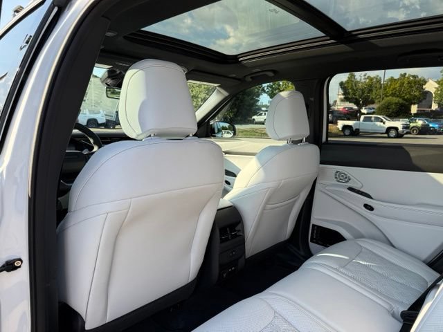 New 2026 Jeep Cherokee Overland w/ Advanced Pro Tech Group AWD/4WD image 26