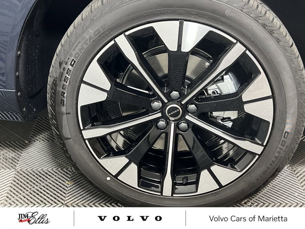 New 2026 Volvo XC60 B5 Plus w/ Protection Package Premier image 16