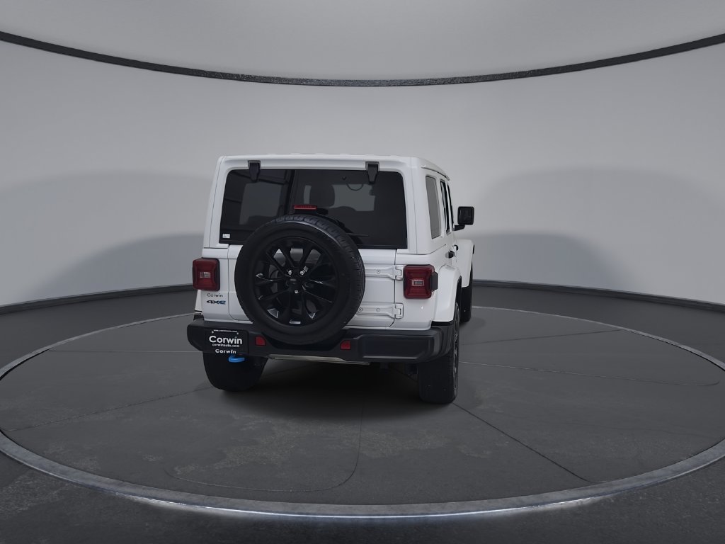 Certified 2024 Jeep Wrangler Unlimited Sahara AWD/4WD image 14