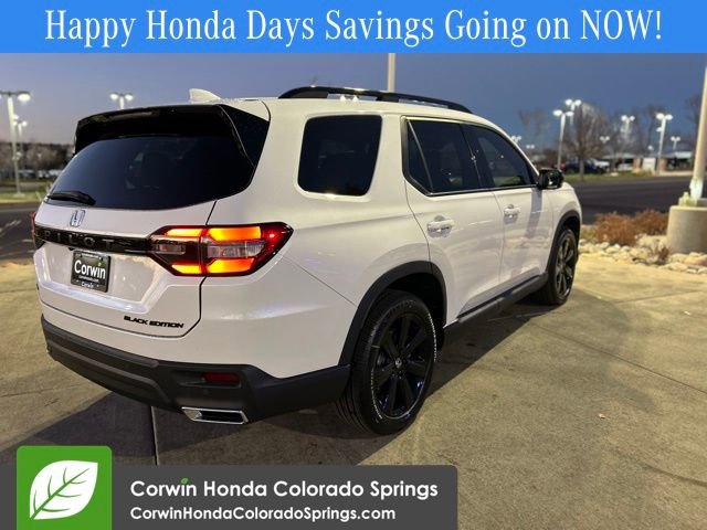 New 2025 Honda Pilot Black Edition image 10