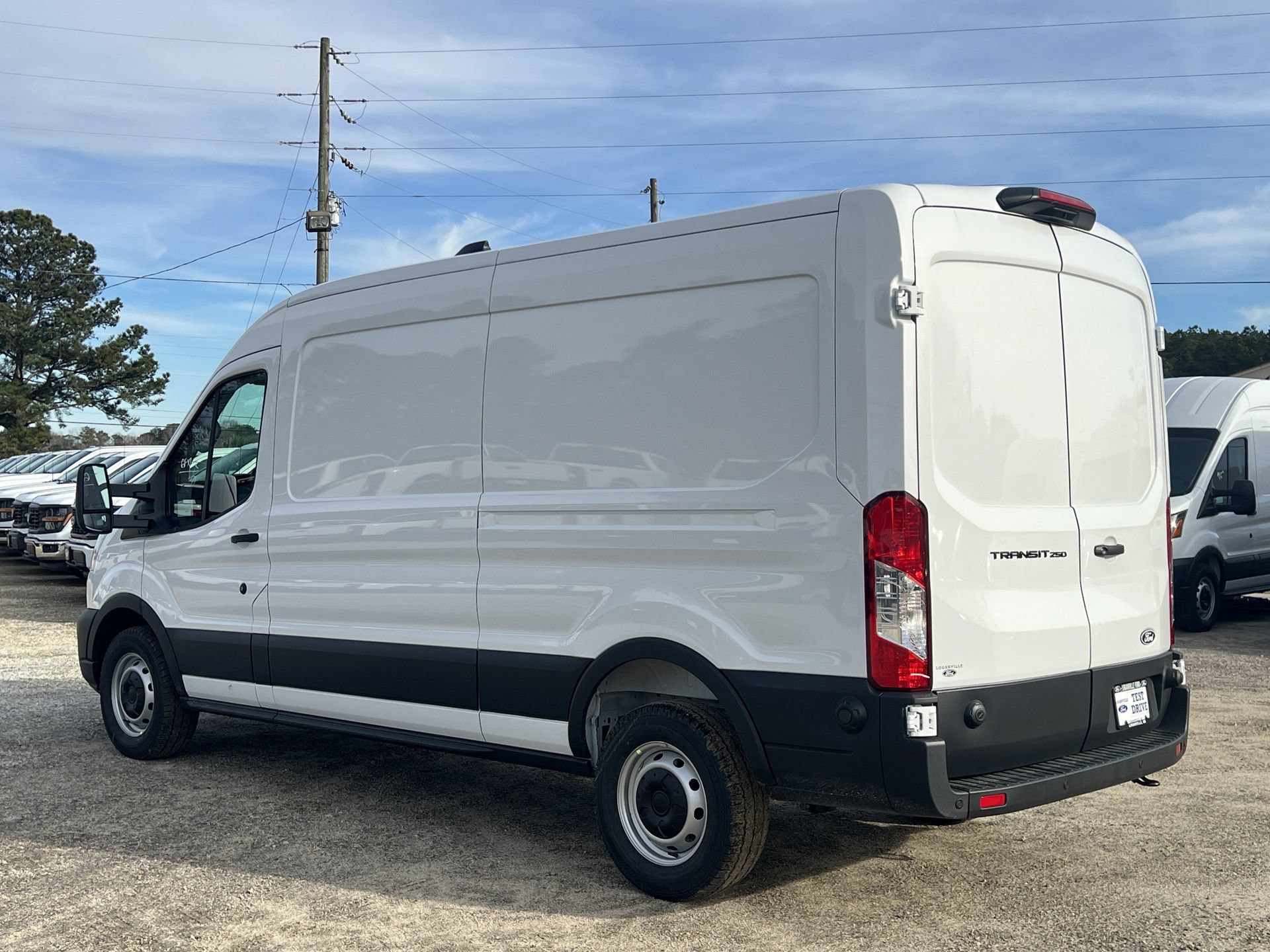 New 2026 Ford Transit 250 148 Medium Roof w/ HVAC Trade Package RWD image 21