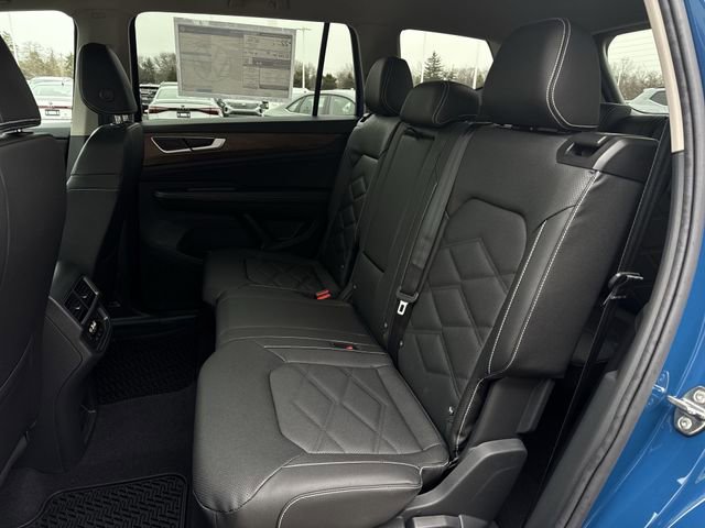 New 2026 Volkswagen Atlas SE image 24