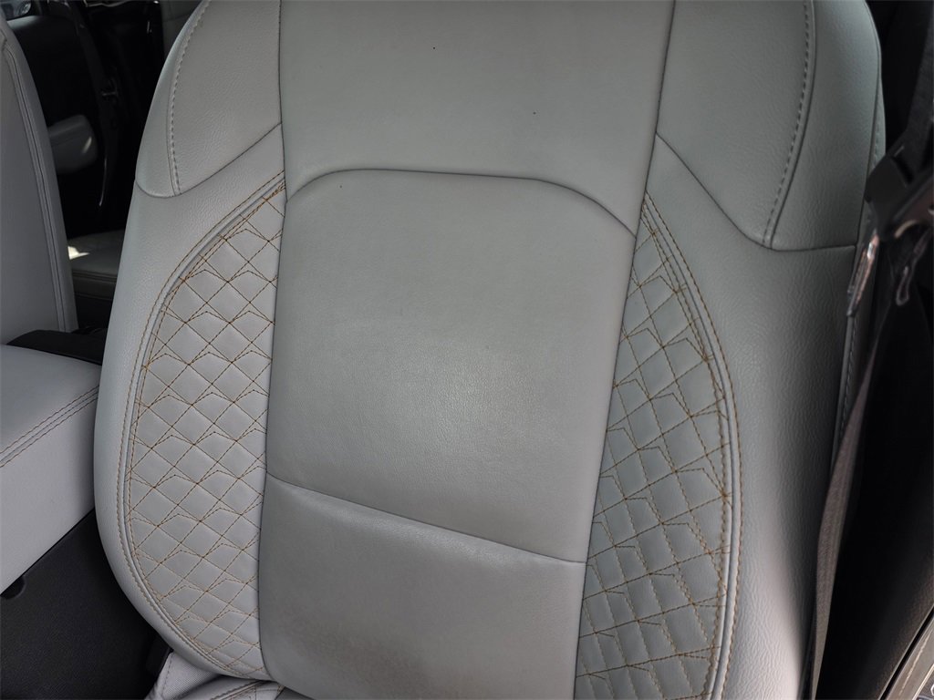 Certified 2023 Jeep Gladiator Overland image 14