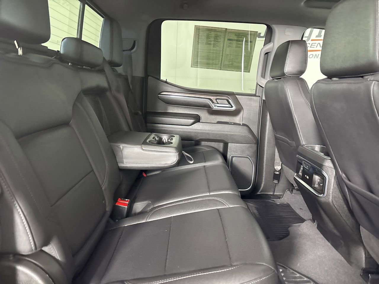 Used 2023 Chevrolet Silverado 1500 LTZ w/ LTZ Premium Package image 28