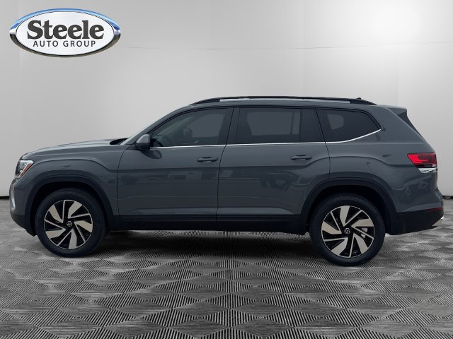 New 2026 Volkswagen Atlas SE FWD image 2
