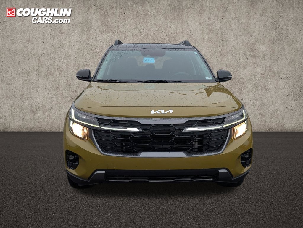 Used 2024 Kia Seltos X-Line AWD/4WD image 2