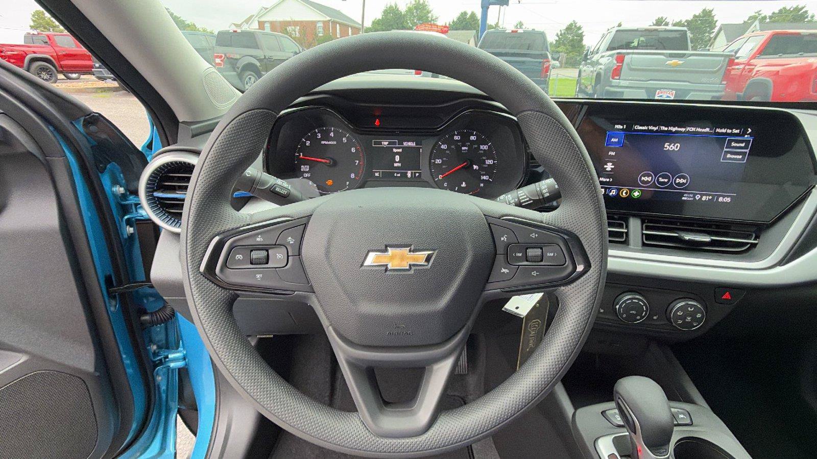New 2026 Chevrolet Trax LS w/ LS Convenience Package FWD image 21