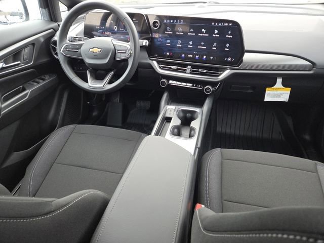 New 2026 Chevrolet Equinox EV LT image 24