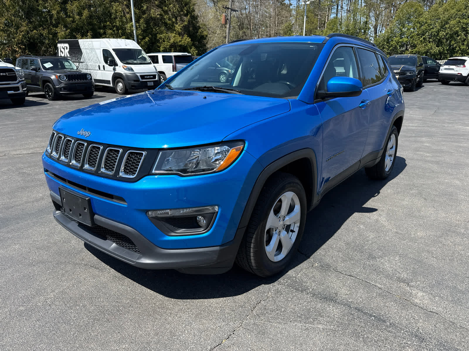 Used 2018 Jeep Compass Latitude w/ Popular Equipment Group AWD/4WD image 7