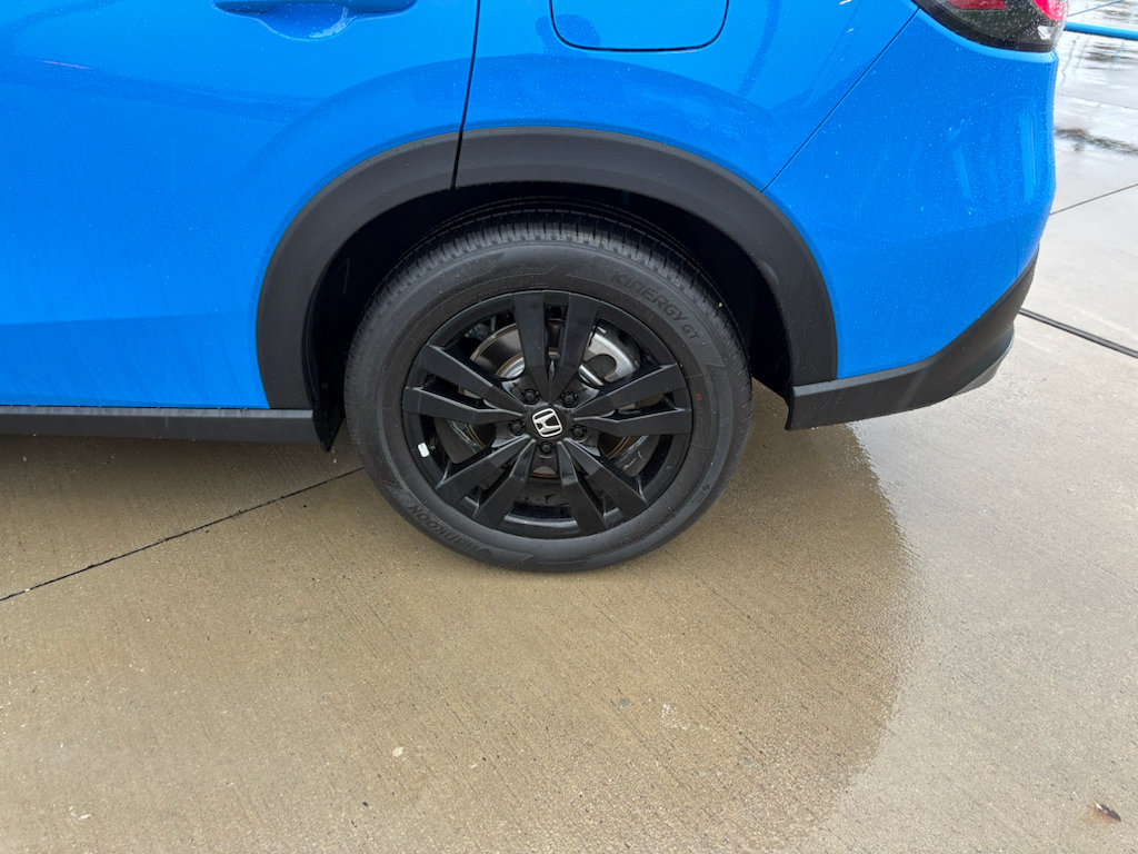 Certified 2026 Honda HR-V Sport image 31