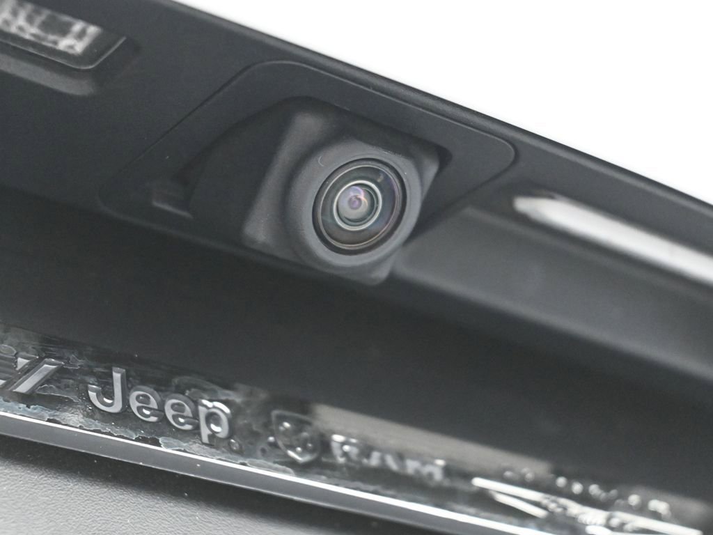 Used 2022 Chevrolet TrailBlazer LT w/ Driver Confidence Package image 33