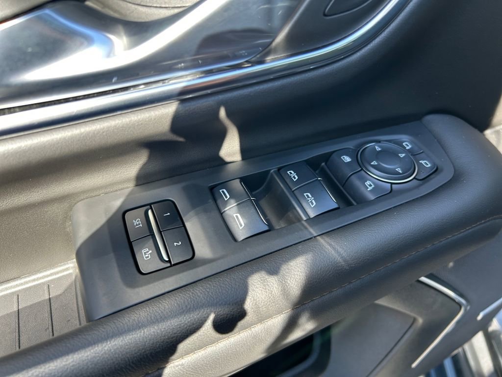 Used 2024 Chevrolet Tahoe High Country image 23