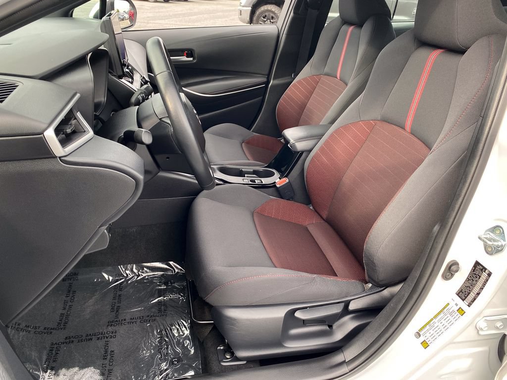 Certified 2025 Toyota Corolla SE FWD image 17