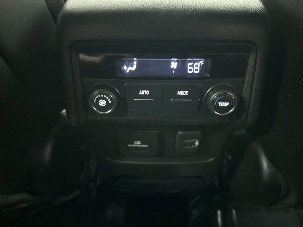 Used 2019 GMC Acadia SLT w/ Black Edition image 25