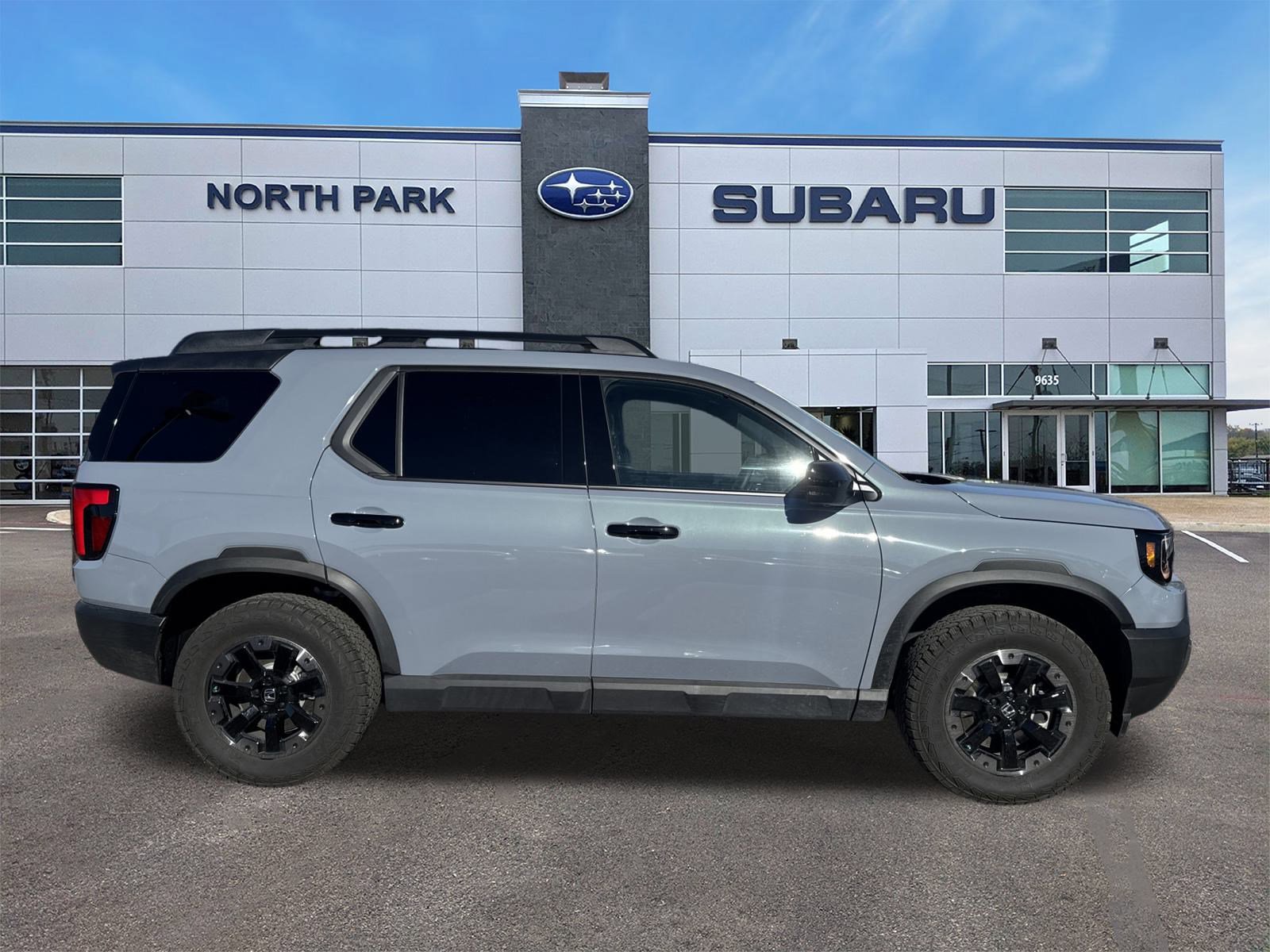 Used 2026 Honda Passport TrailSport Elite image 2