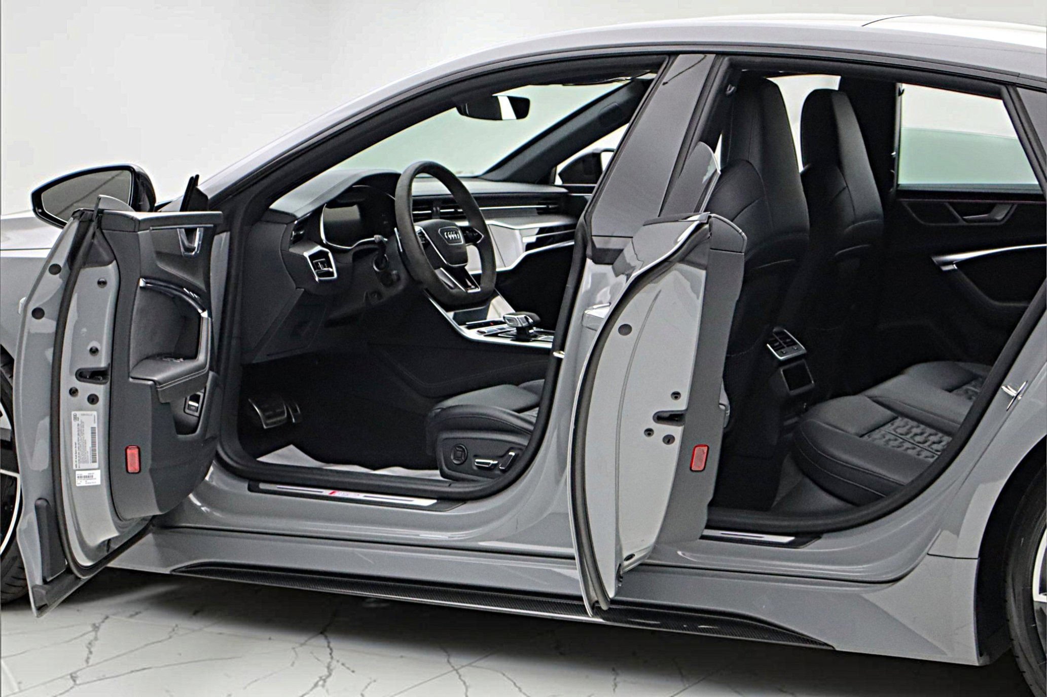 Used 2022 Audi RS 7 Sportback AWD/4WD image 6