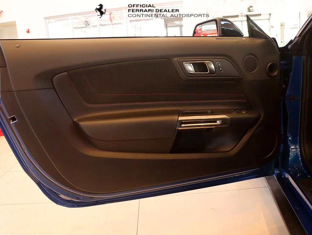 Used 2017 Ford Mustang Shelby GT350R w/ GT350R Equipment Group 920A image 50