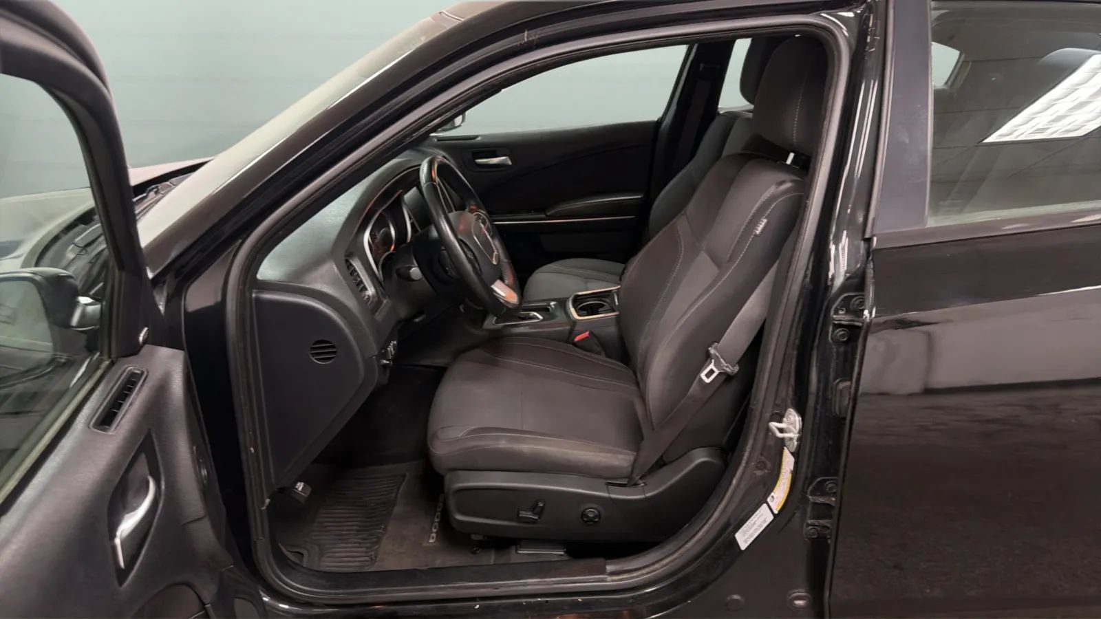 Used 2016 Dodge Charger SXT RWD image 20